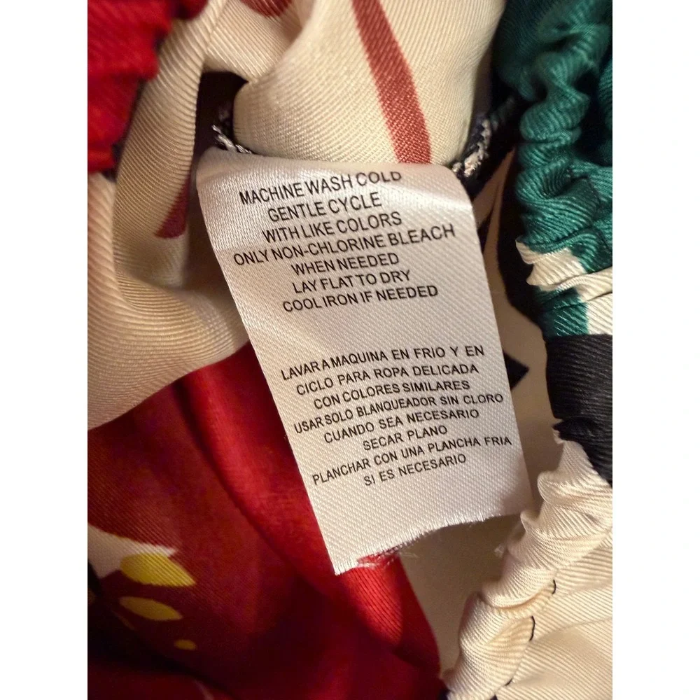 LOVE X DESIGN Bold Floral Print Mock Neck Puff Sleeve Cropped‎ Blouse XS - Picture 3 of 8